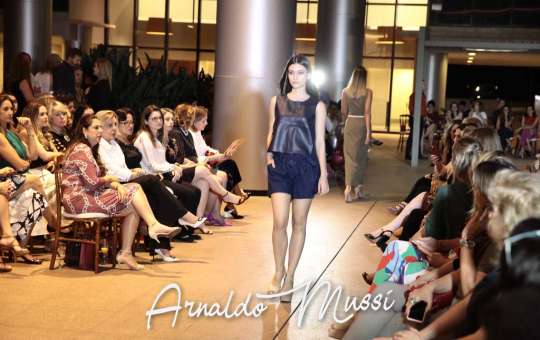 Desfile Aranat